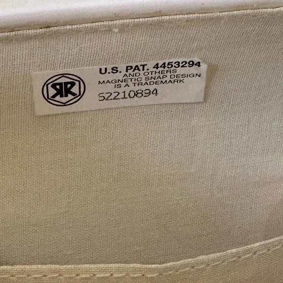 🌟HP🌟VTG 1970s-80s White Vinyl Structured Bag with Acrylic Tortoise Handle Chain - Picture 8 of 16